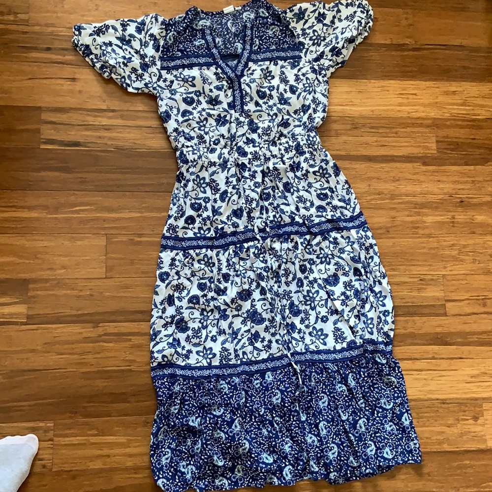 Women’s Flowy maxi dress